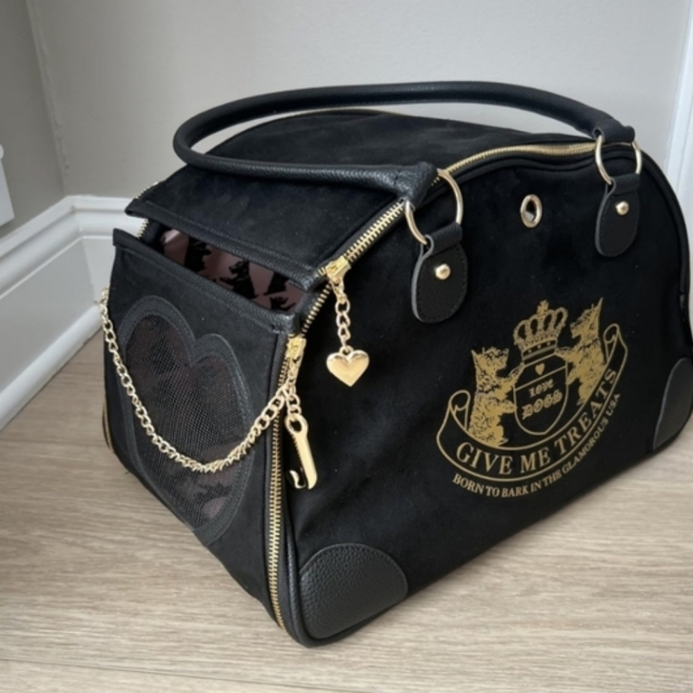 NWT Juicy Couture Pet Carrier Black & Pink Travel Bag for Small Dog & Cat.